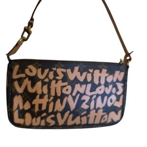 Louis Vuitton Black and Tan Pochette